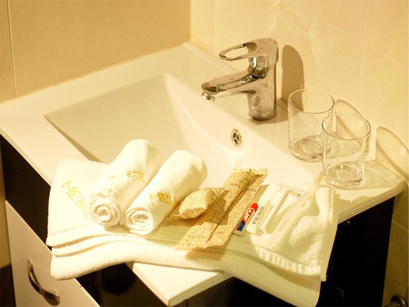 Ernes Hotel Bayu Mutiara Bukit Mertajam Zewnętrze zdjęcie